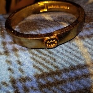 More pics of the michael kors bracelet